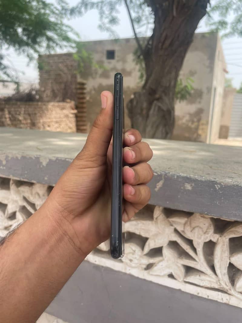 Apple iPhone 7 Plus 2