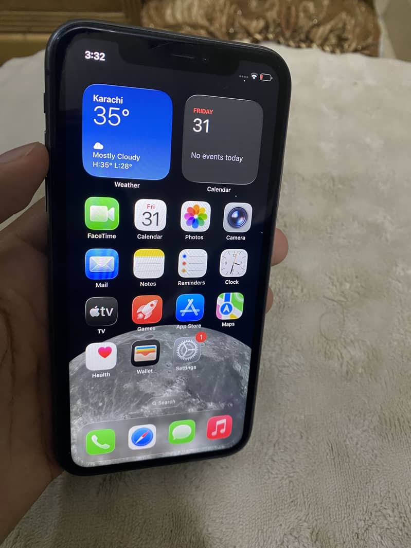 IPHONE 11 6