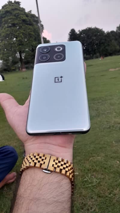 One Plus 10T