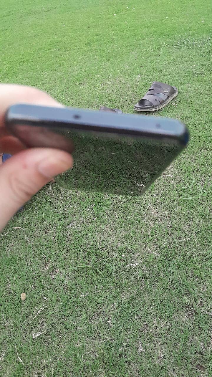 One Plus 10T 3