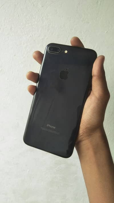 iphone 7 plus mint condition all okay