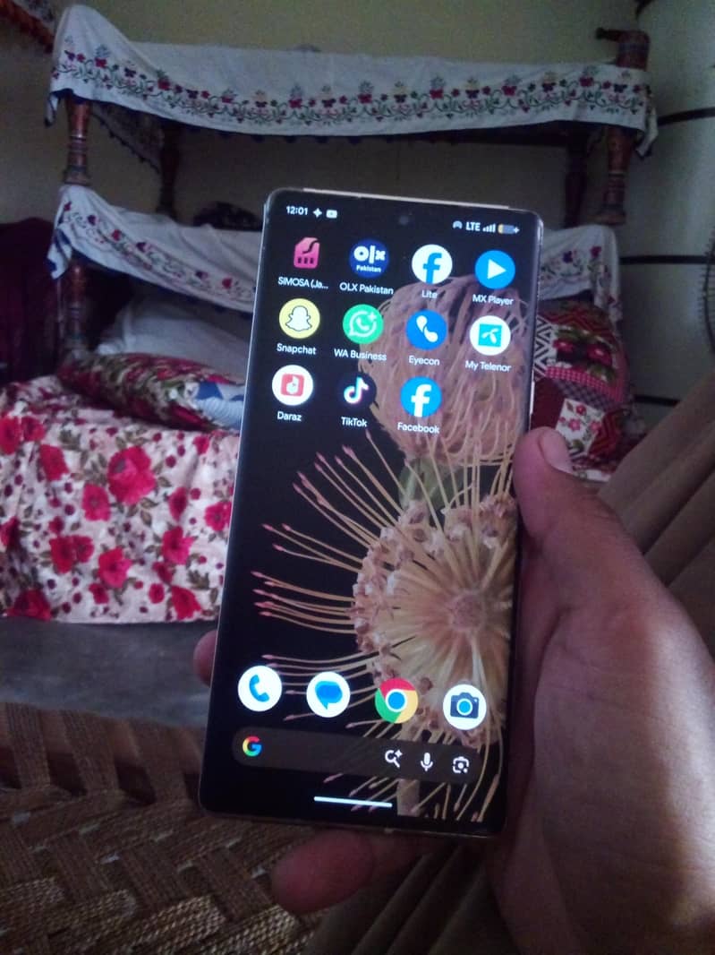 google pixel 6 pro. 2