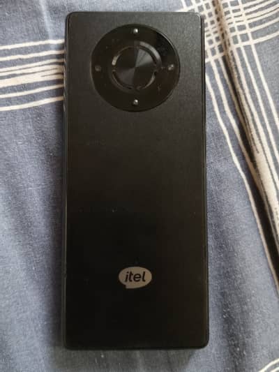 Itel Power 700