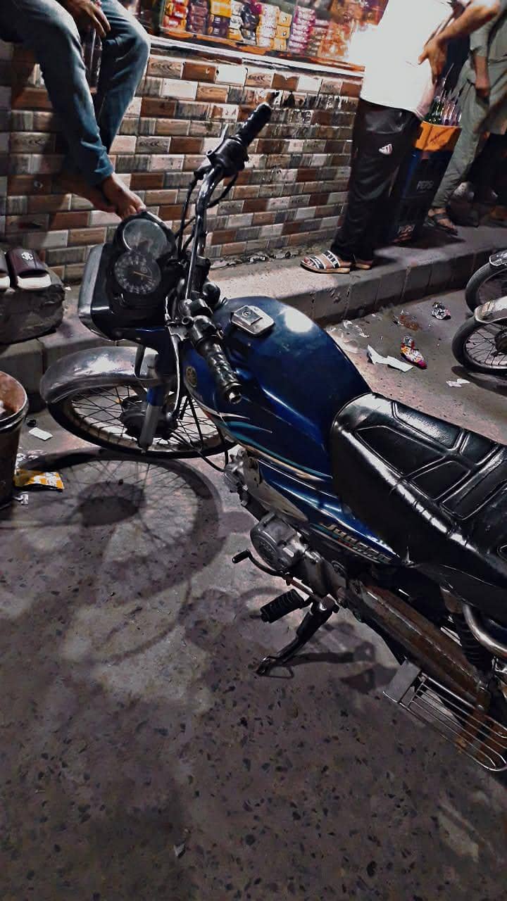 YAMAHA JUNOON 1
