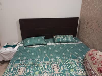 Big size Wooden Bed
