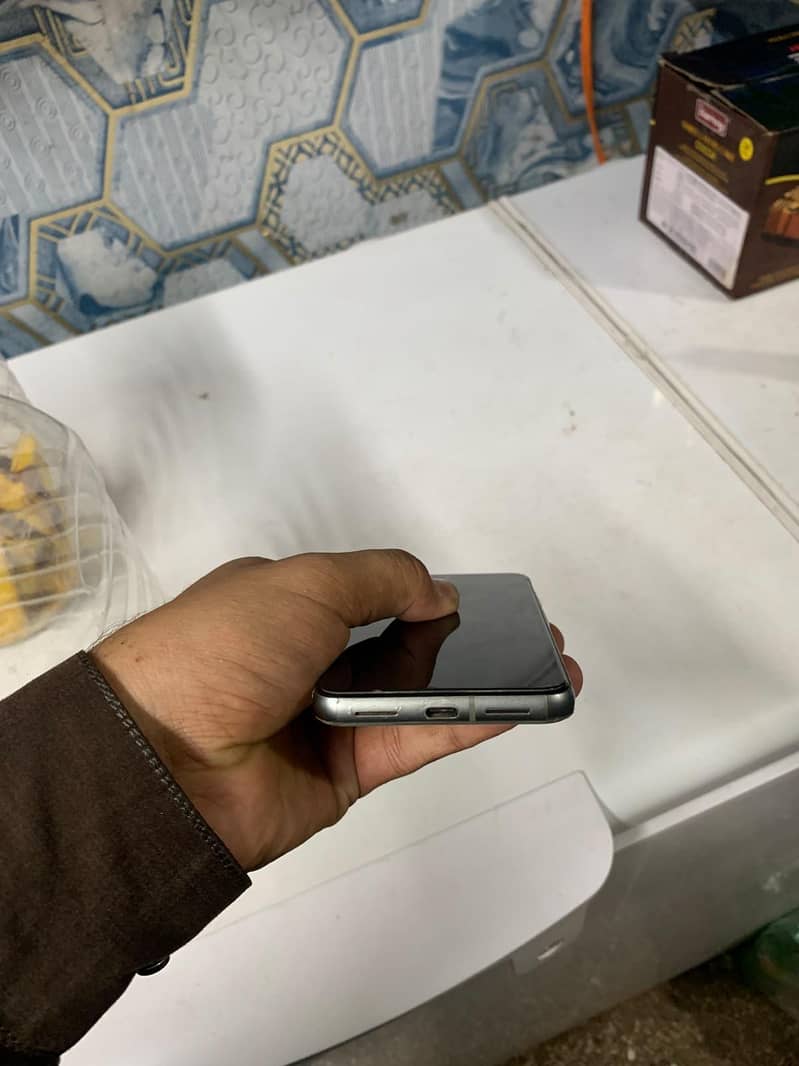 Google Pixel 8 0