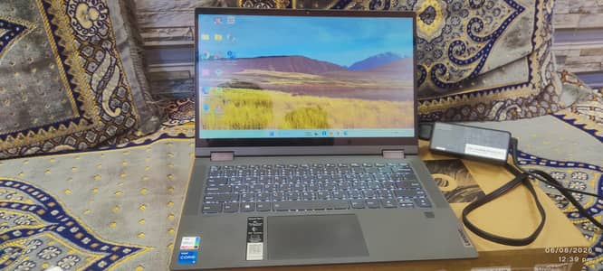 lenvo i5 11 generation leptop 8 gb ram 256ssd with box and power
