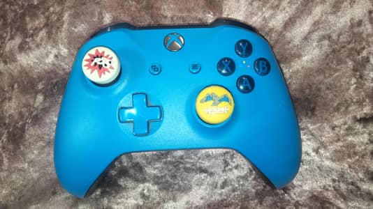 Xbox one s wireless controller