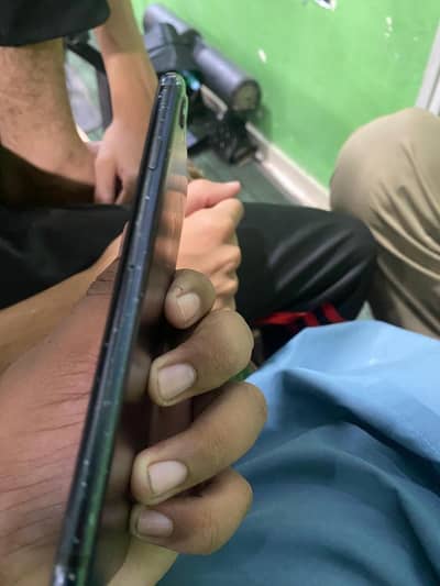 Apple iPhone 7