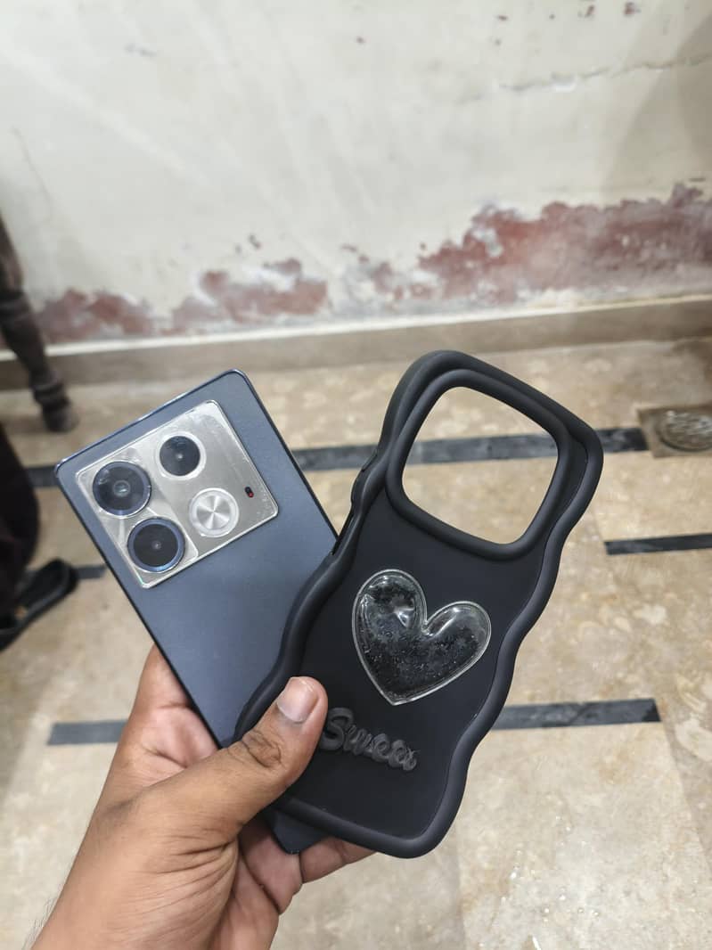 Infinix Note 40 0