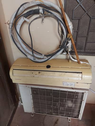Kenwood Elegant Series 1.5 Ton EG 18S