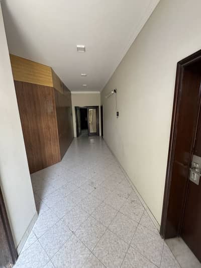 1 Kanal Upper Portion With 4 Bedrooms For Rent Near Canal Road And Expo Centre (Families Only)