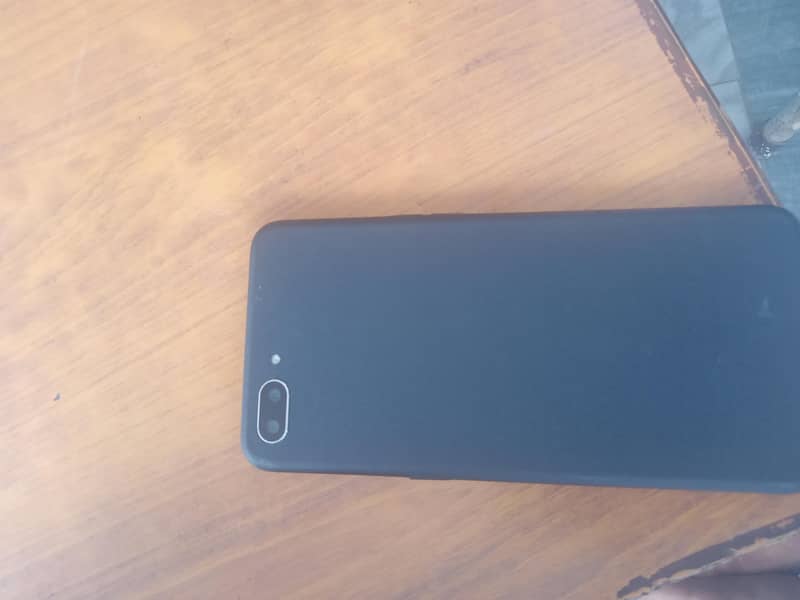Oppo A3s 3