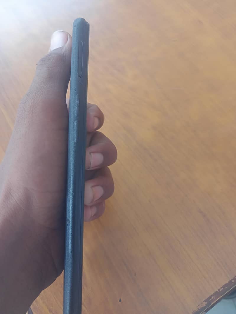 Oppo A3s 4