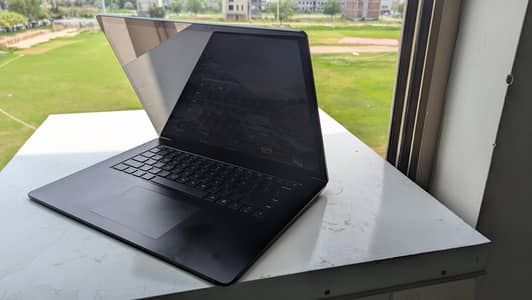 Surface Laptop 3 | i7 10th | 16Gb | 15" inch | Touch | 03256785678