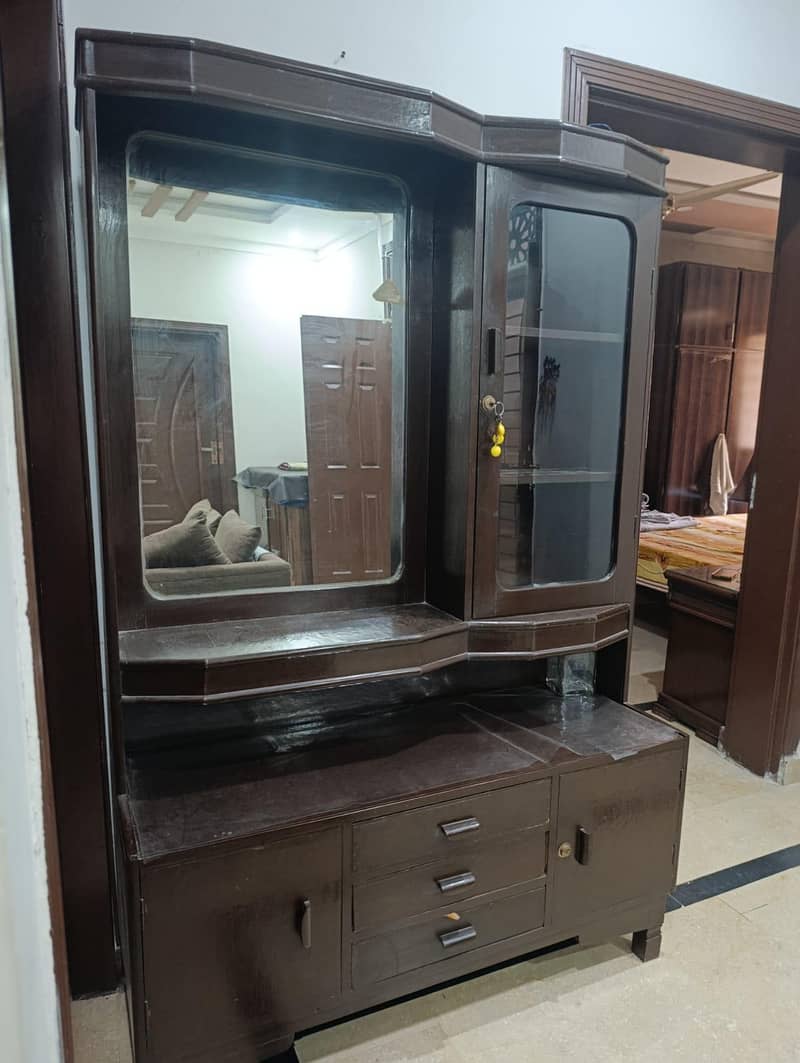 Dressing Table 2