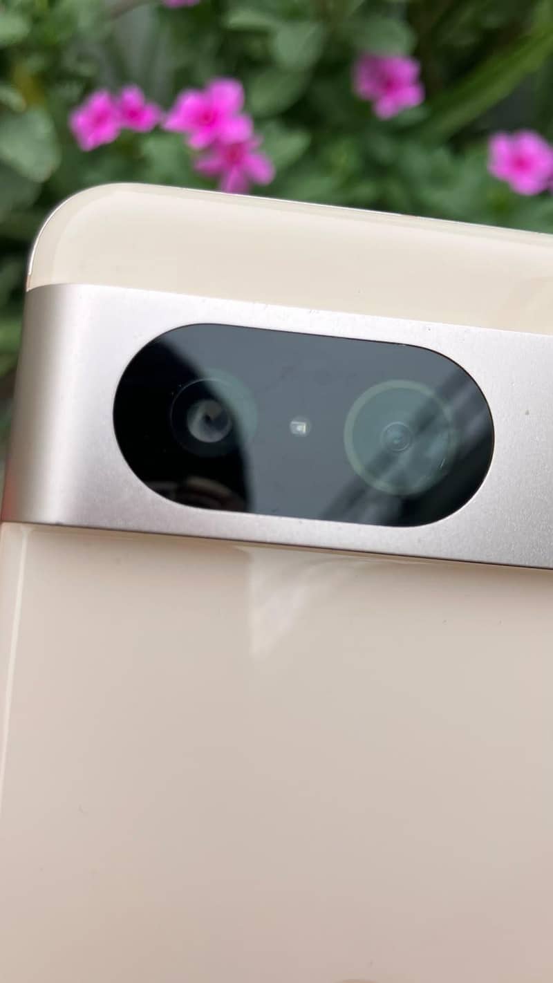 Google Pixel 8 2