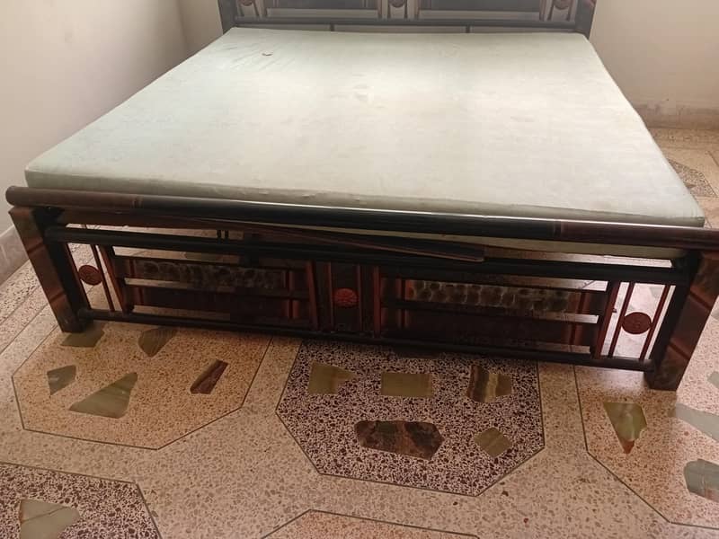 bed or dressing 2