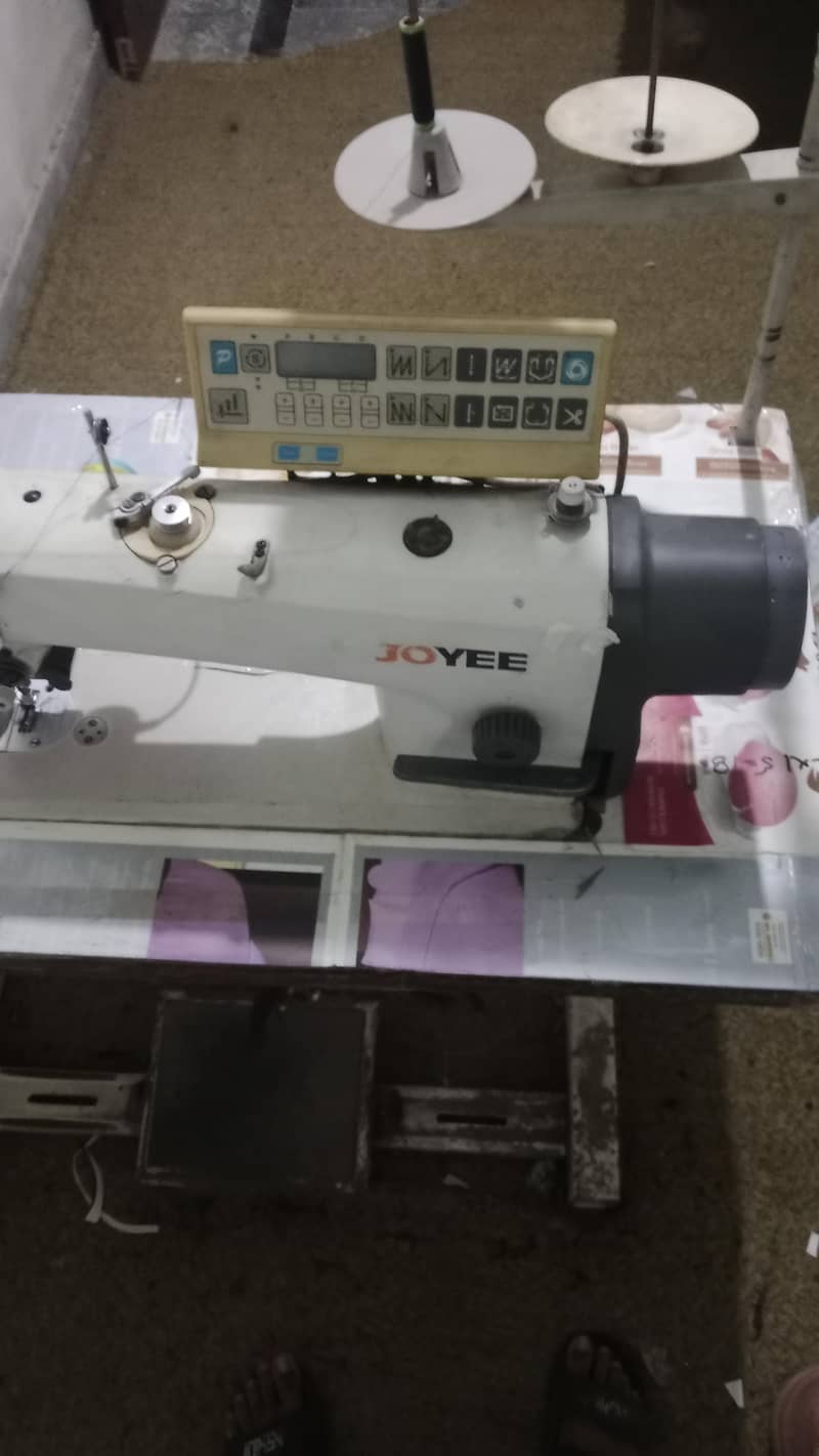 computerize sewing joyee machine 1