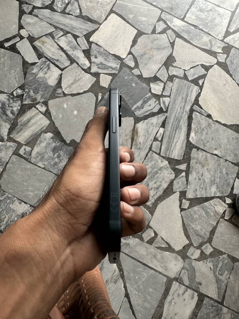 iPhone 13 mdm 6