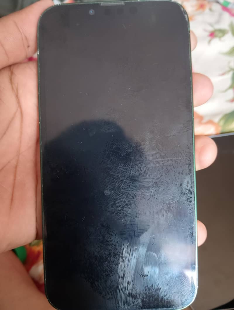 Apple iPhone 13 3
