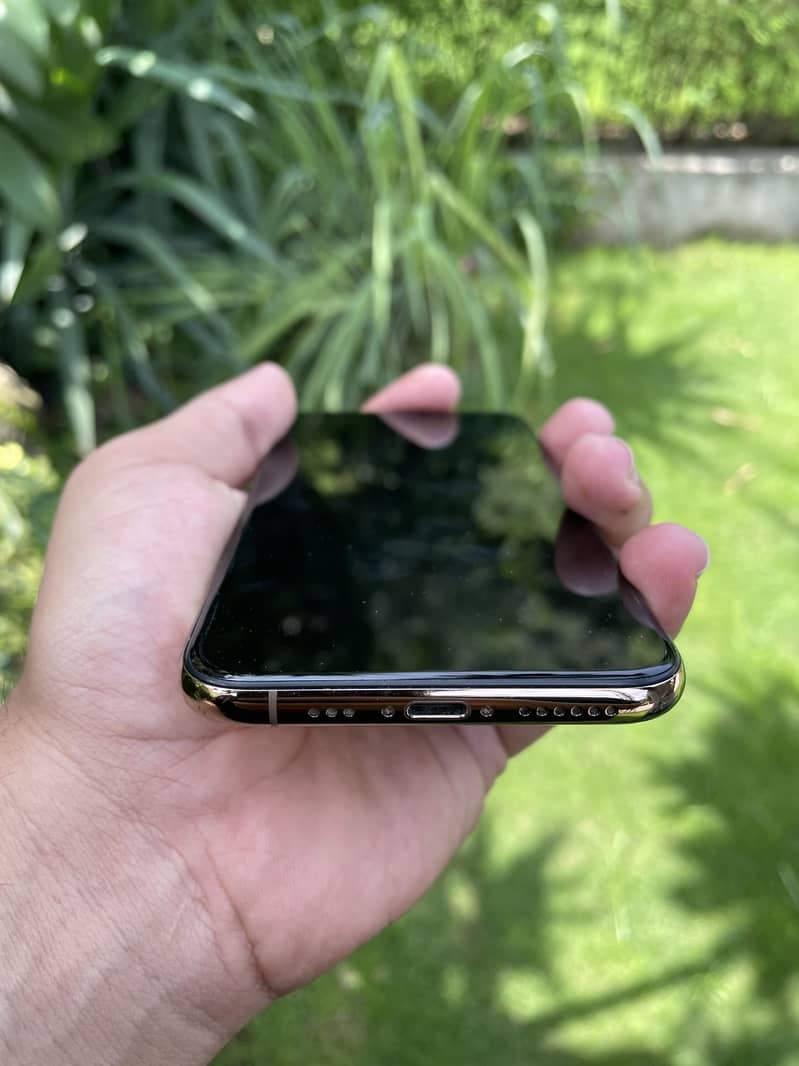 Apple iPhone XS 2