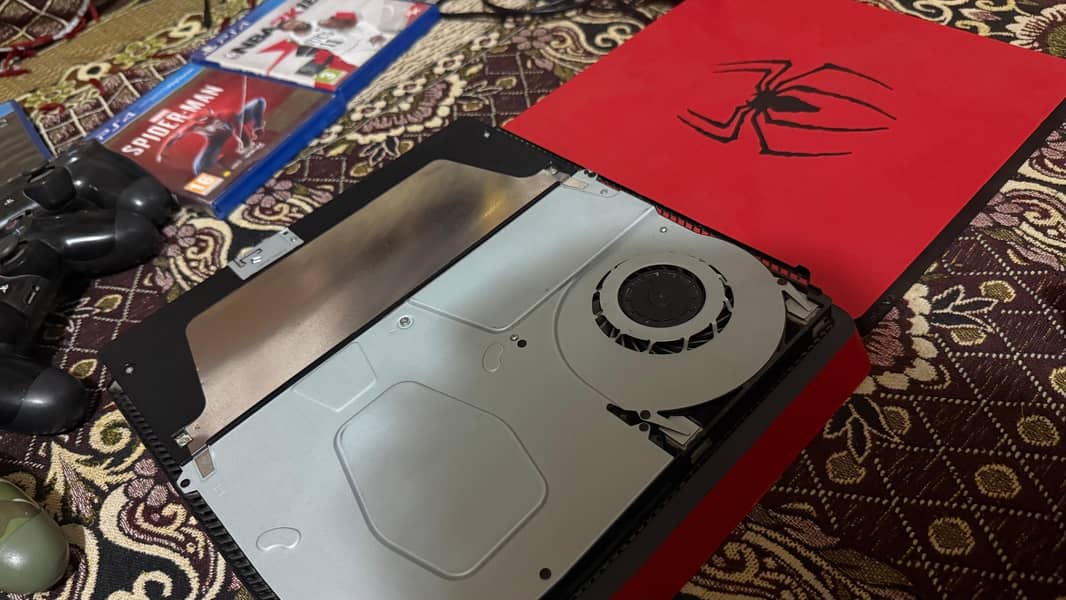 PS4 slim 2