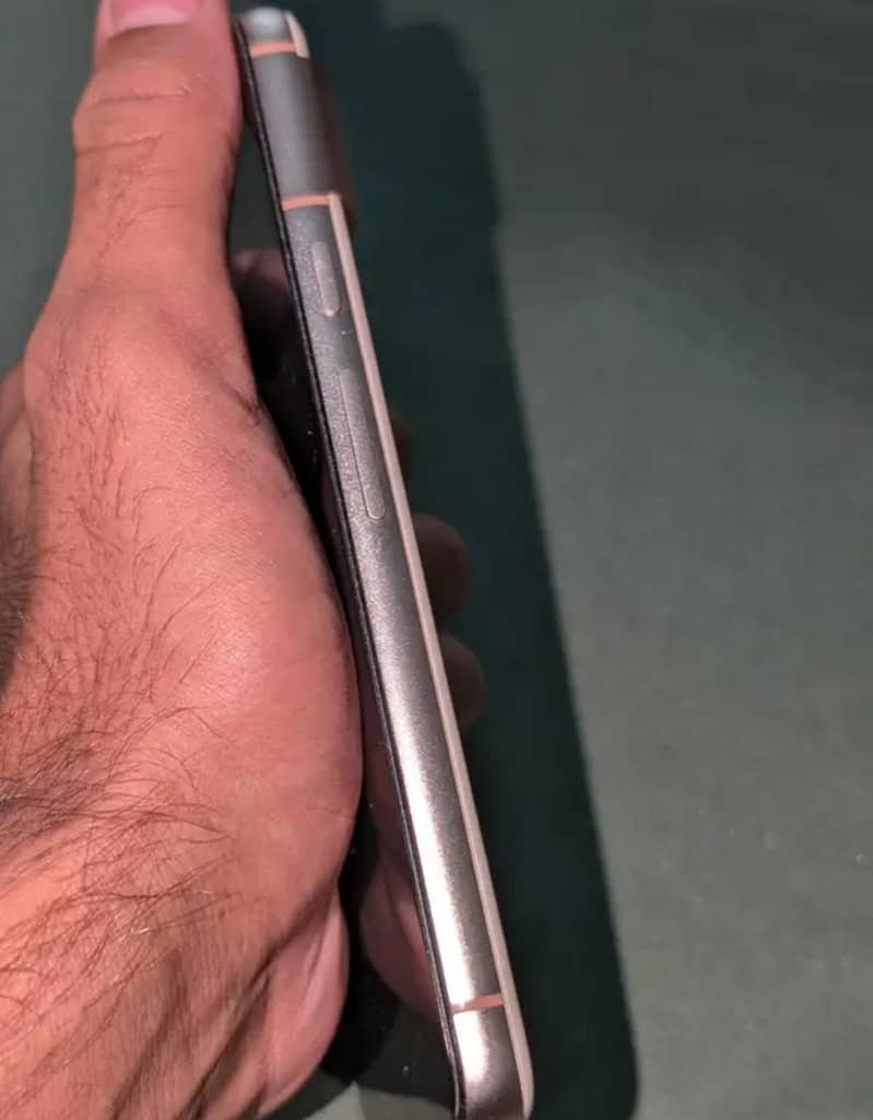 Google Pixel 8 1