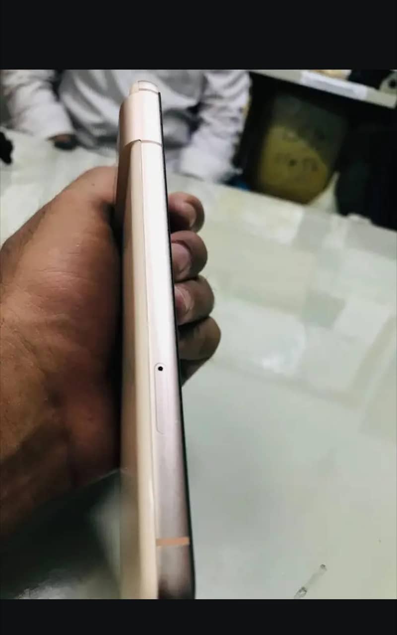 Google Pixel 8 3