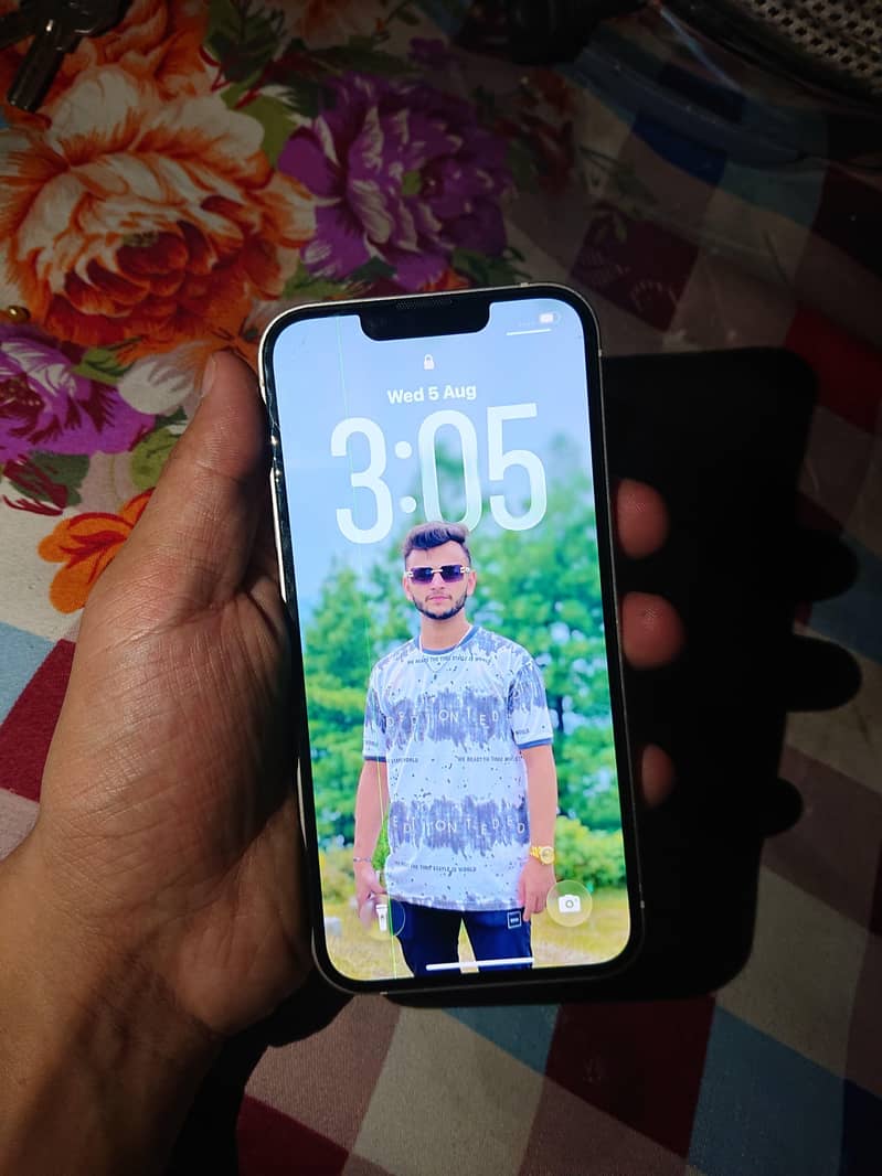 Apple iPhone 14 5