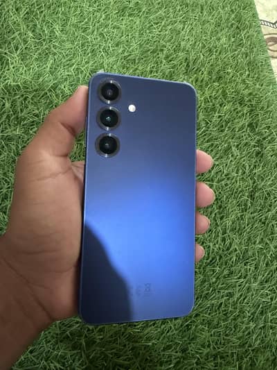 Samsung Mobile S25 [ 4 Month Sim Time ]
