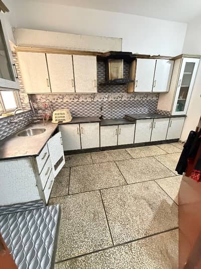 4.5 Marla upper portion for Rent(Near Qurban School)