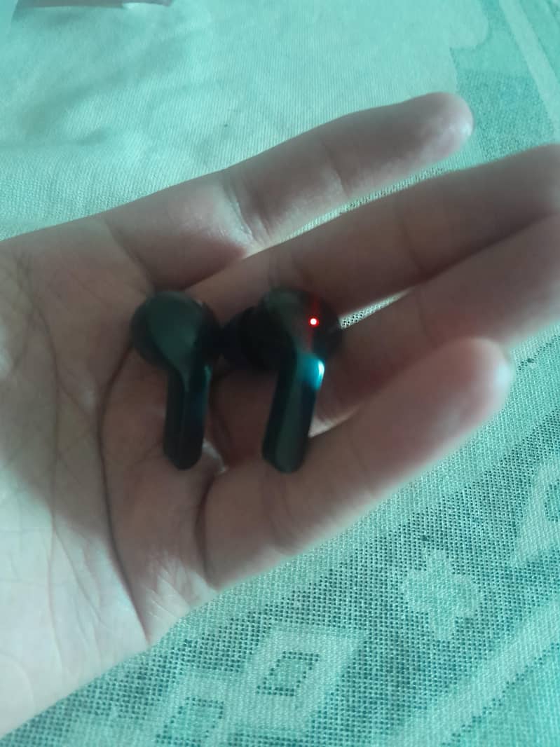 wireless headset 1