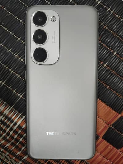 Tecno Spark 40 Pro Plus