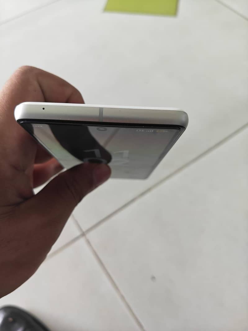 Google Pixel 7 5