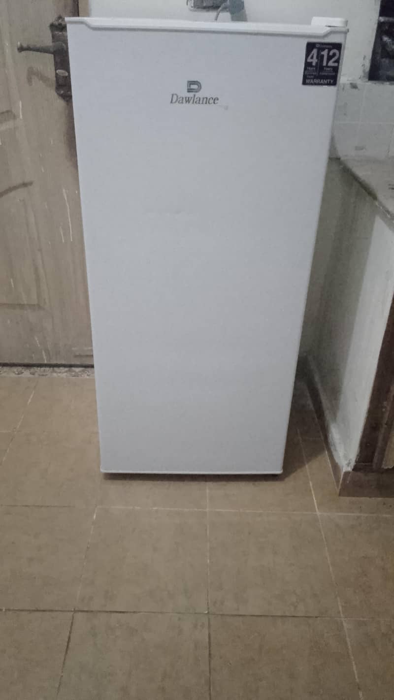 one fridge 0