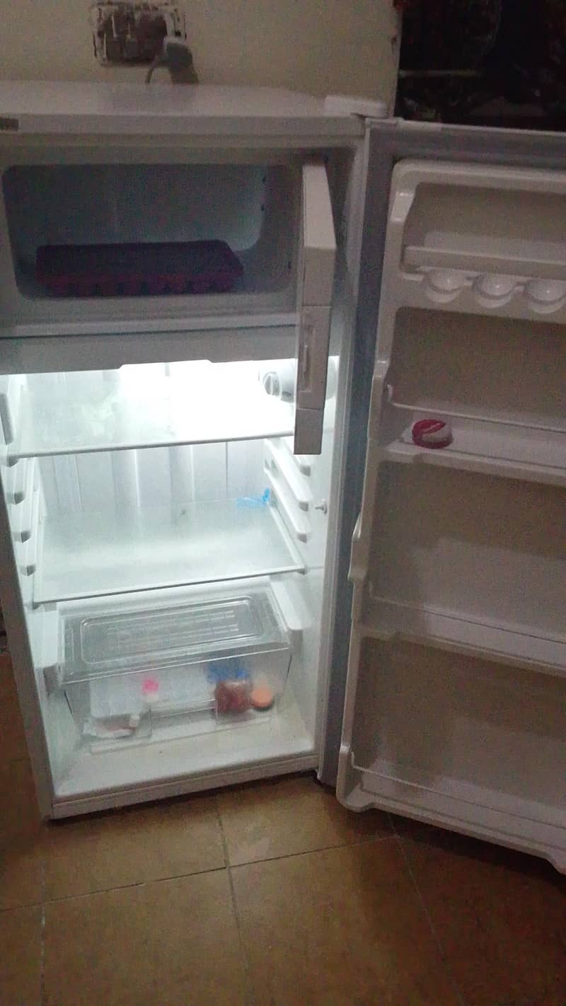 one fridge 1