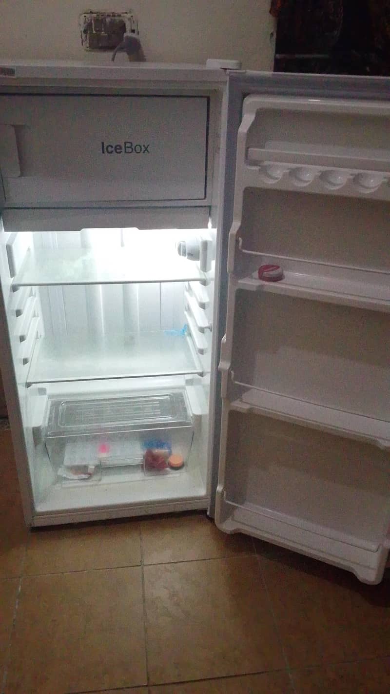 one fridge 2