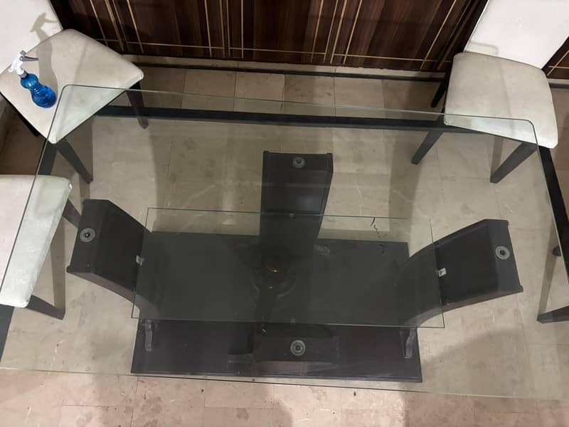 Dinning Table. 10