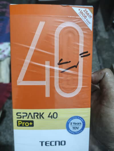Tecno Spark 40 pro plus 8/256