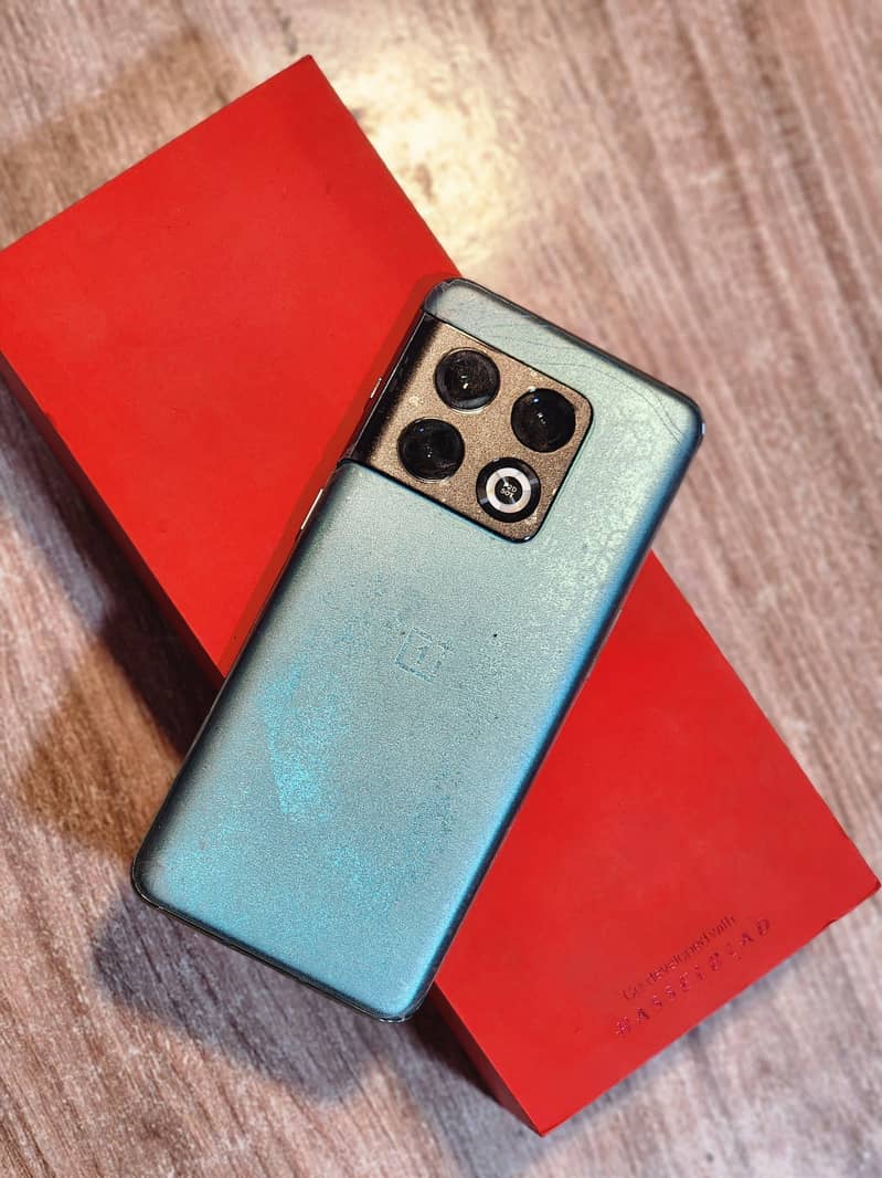 One plus 10 pro 1