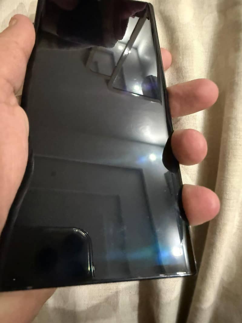 Samsung Mobile Note 10 Plus 2