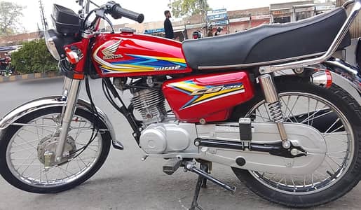Honda 125CG for sale WhatsApp 0329/36/83/380
