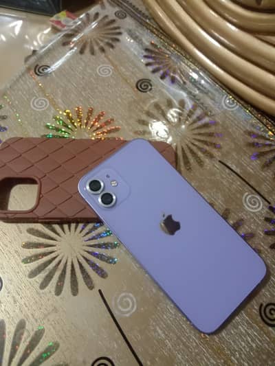 Apple iPhone 12