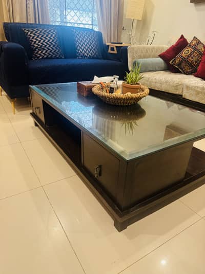 Central table and side tables TV Trolly