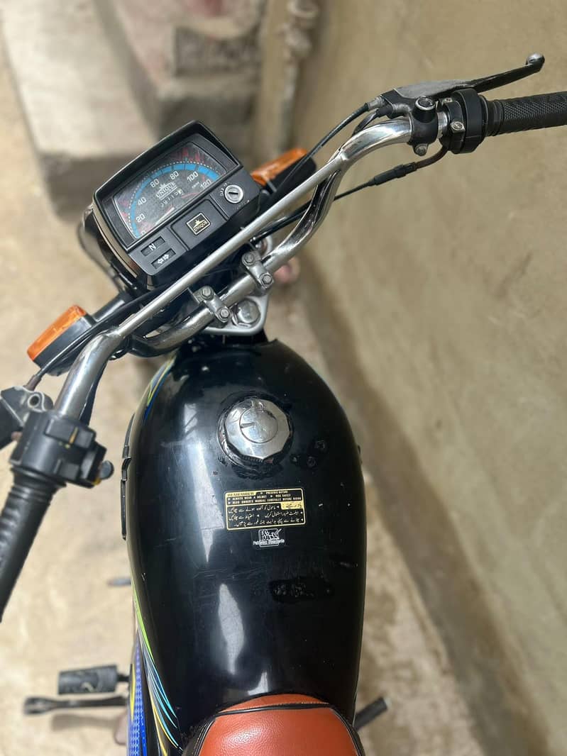 Unique UD70 3