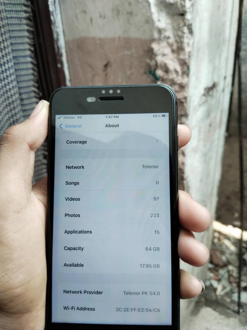 Apple iPhone 8 Plus 5