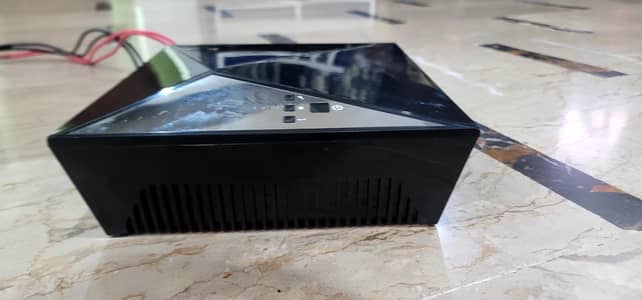 Ups + Solar inverter (2 in 1] 1000 watts