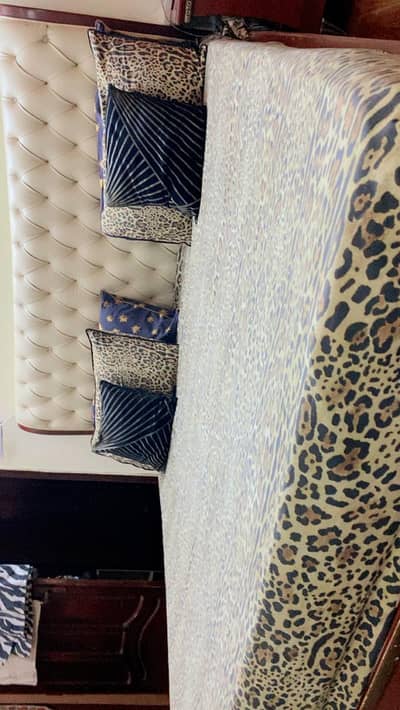 king size bed