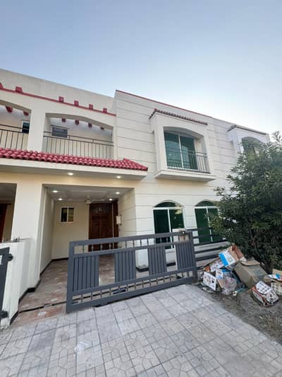 House Available For Sale (PRICE IS FINAL)